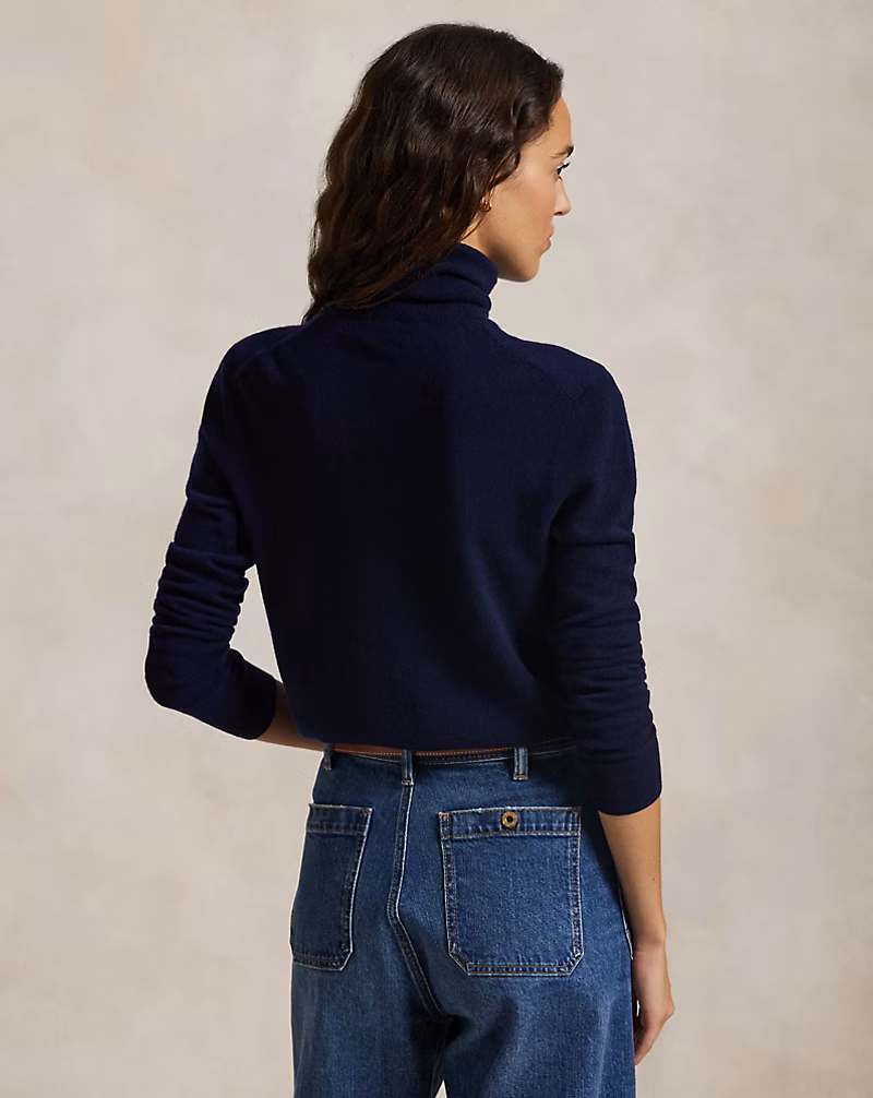 Slim Fit Cashmere Turtleneck