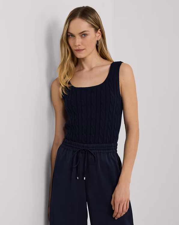 Cable-Knit Sleeveless Jumper