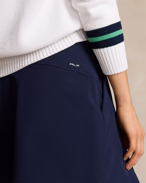 Four-Way-Stretch Pleated Short