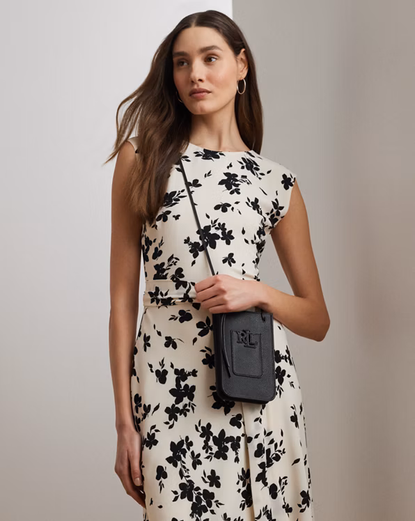 Pebbled Cameryn Crossbody Tech Case