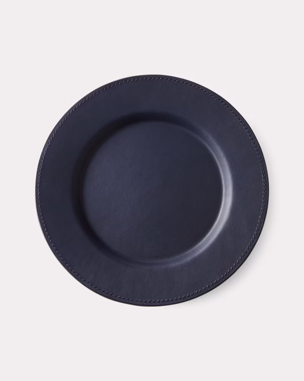 Wyatt Leather Charger