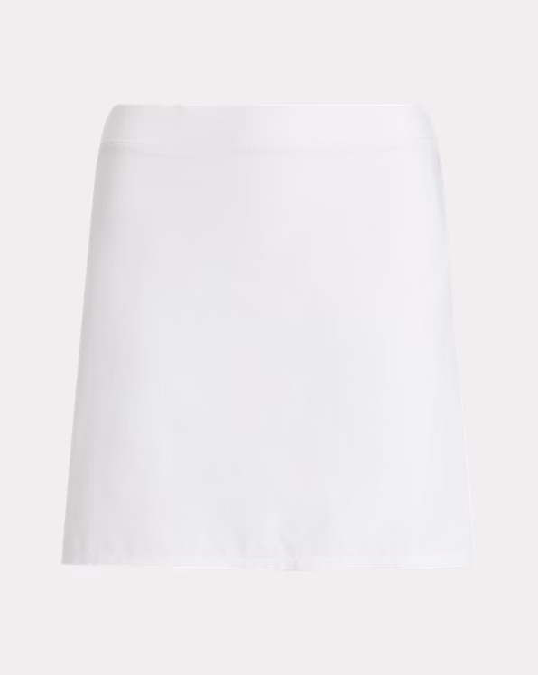 43 cm Back-Pleated Performance Skort